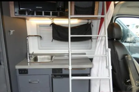 Winnebago Roam