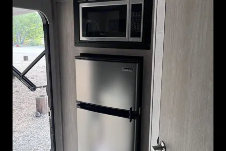 Forest River Rockwood Geo Pro G19FBS Travel Trailer