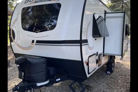 Forest River Rockwood Geo Pro G19FBS Travel Trailer