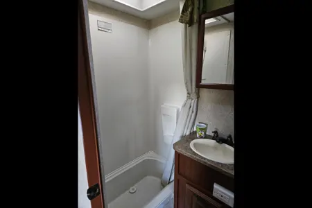 Gord's Outback 268 RL Travel Trailer