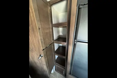 Smitty's Grey Wolf Sleeps Six