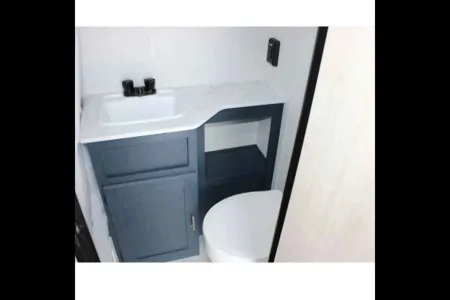 Km location Prime Time Avenger lite Roulotte