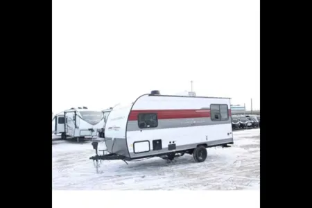 Km location Prime Time Avenger lite Roulotte