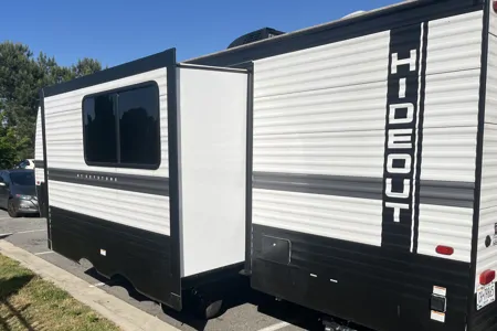 Kamar's Keystone Hideout Travel Trailer