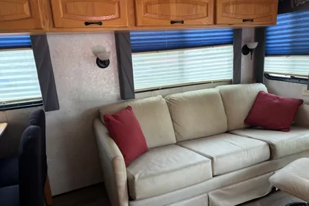 Luc Newmar Mountain air Classe A