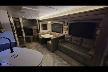 Ryan's Forest River Evo 2850 Travel Trailer