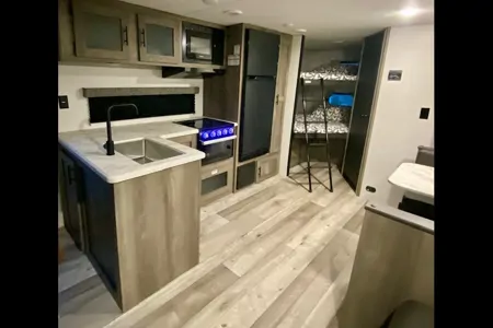2021 Sportsmen SE Travel Trailer (30 ft) 271BHKSE