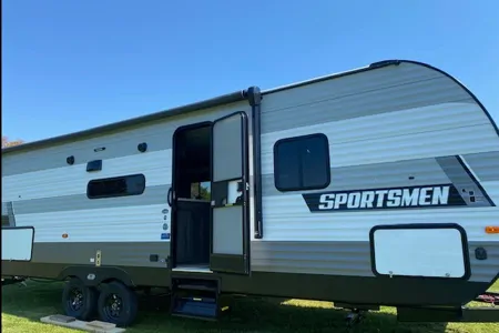 2021 Sportsmen SE Travel Trailer (30 ft) 271BHKSE