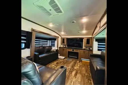 Kyle's Forest River Sabre 37FLL Fifth Wheel