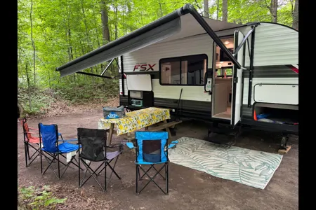 Forest River Wildwood 179DBK Travel Trailer