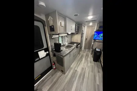 Call me Winnie | Winnebago 2306BHS
