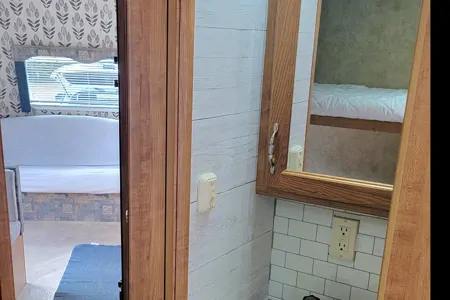 GLAMPING MADE Easy (pet friendly) 