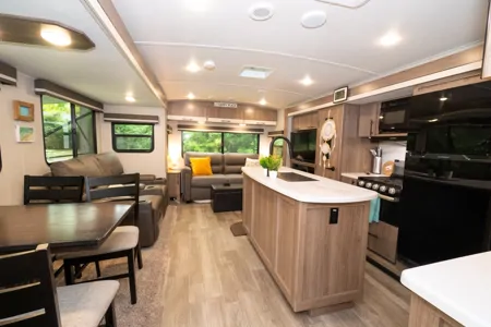 Grand Design 2970RL Travel Trailer (Aka: Florinda)