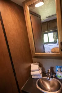 Thor Motor Coach Majestic 23A Class C Easy to drive complete w Everything