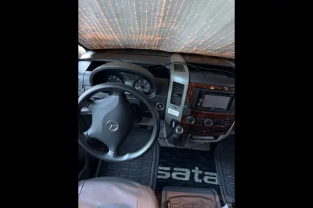 Travel in Class Mercedes-Benz Isata3 Class C