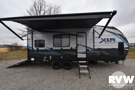 Adventure-Ready Toy Hauler