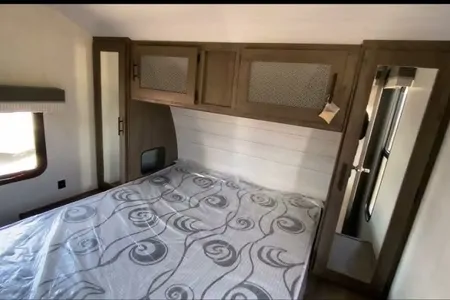 Luxury Family Bunkhouse RV | Sleeps 8–10 | We Deliver to Muskoka & Georgian Bay