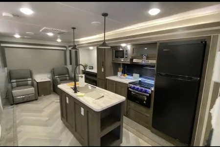 Luxury Family Bunkhouse RV | Sleeps 8–10 | We Deliver to Muskoka & Georgian Bay