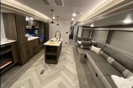 Luxury Family Bunkhouse RV | Sleeps 8–10 | We Deliver to Muskoka & Georgian Bay