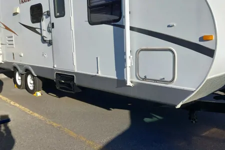 Victor 's Gulfstream Trailmaster Travel Trailer