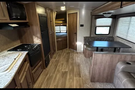 Cruiser RV Shadow Cruiser Travel Trailer