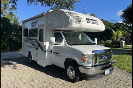 Huan's Coleman 19 EZ Class C