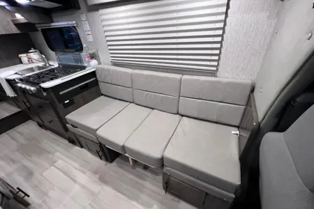 2022 Coachmen - Very Clean and Easy to Drive