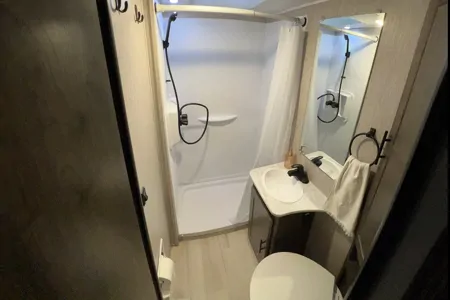 2022 Coachmen - Very Clean and Easy to Drive