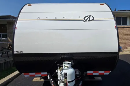 Koungrith's Cruiser RV AVENIR Travel Trailer