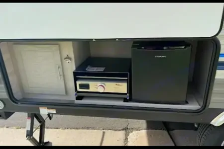 'Cat' the 2022 Coachmen Catalina Summit ACO900