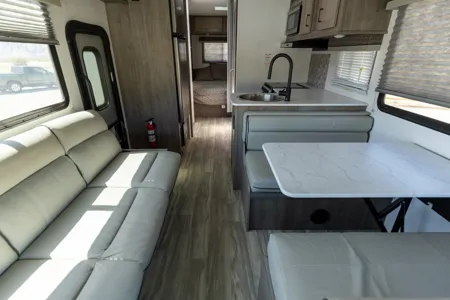 The Weekender! Great RV for Beginners 6280LE - 39077