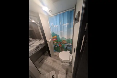 Robert's 2021 KZ Sportsmen 281bhse Travel Trailer