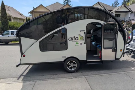 Dan's Starbug | Safari Condo R1713 Travel Trailer