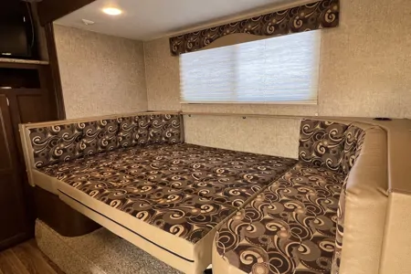 Jing's Venture RV Sonic 220 Travel Trailer