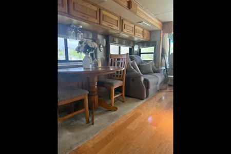 The's Holiday Rambler Ambassador Class A