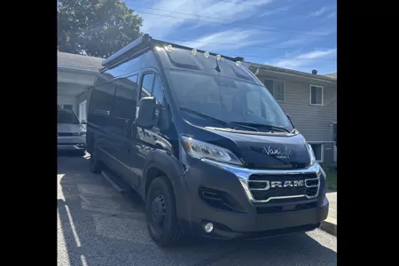 LIV - Vanlife camper 2025