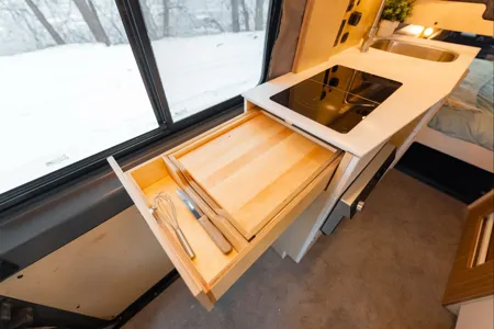 LIV - Vanlife camper 2025