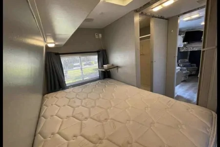 sunset Chaser 🏕️ weekend warrior