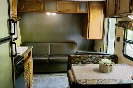 Comfy Keystone Springdale Travel Trailer