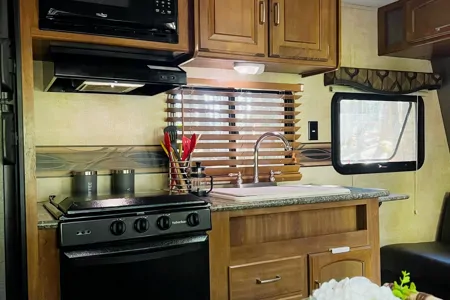 Comfy Keystone Springdale Travel Trailer