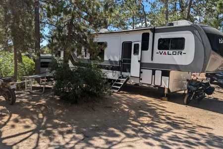 DELIVERED Motorcycle-golf Alliance RV 44V14 TOY Hauler