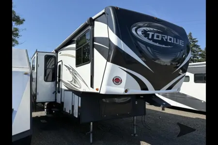 Murray’s Heartland Torque Fifth Wheel