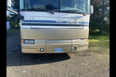 dustin's Fleetwood Bounder Class A
