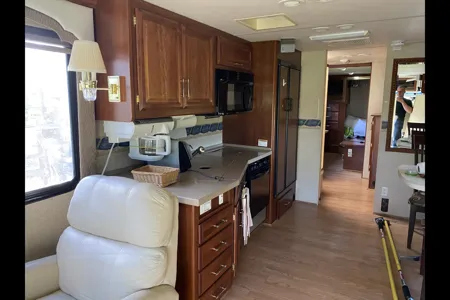 dustin's Fleetwood Bounder Class A