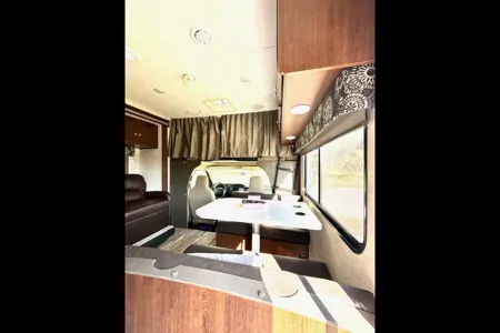 Kermit's Forest River Sunseeker 3250LE Class C