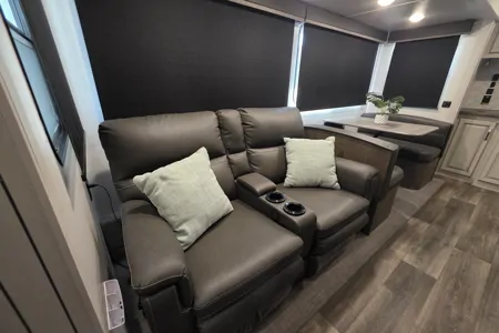 Meet "Delilah"- Keystone Cougar Fifth Wheel