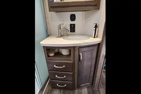 Meet "Delilah"- Keystone Cougar Fifth Wheel