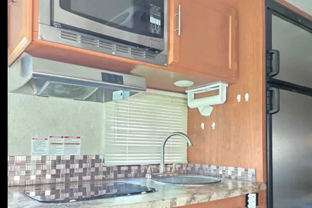 Jobit 's Adventurer Manufacturing Alp Class C