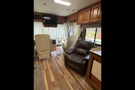 Ron's Holiday Rambler Neptune 34 PDD Class A
