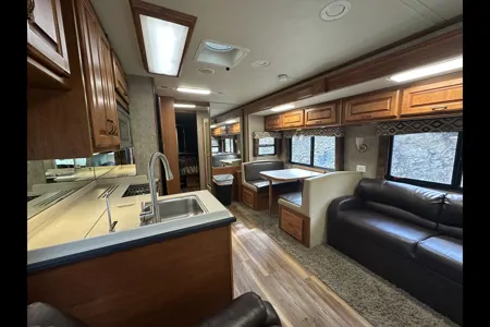 Ron's Holiday Rambler Neptune 34 PDD Class A